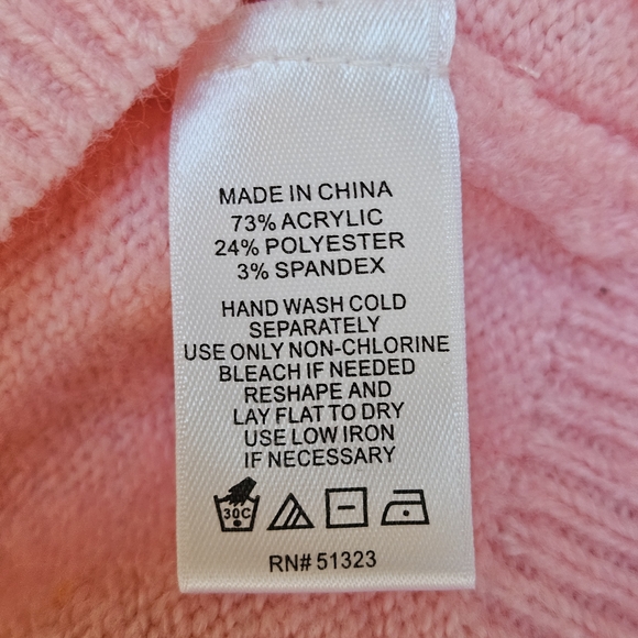 CeCe Women's Heart/Valentine’s Day, Pink And Red Oversized Sweater Size M- Love - Picture 9 of 9